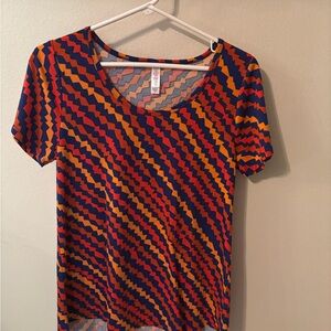 LuLaRoe Black and Red Graphic Short Sleeve Tee